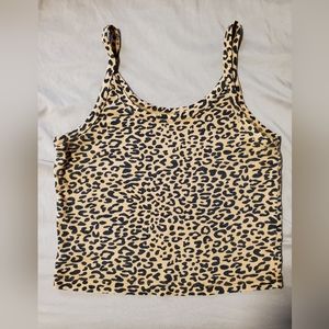 ARQ crop tank leopard
